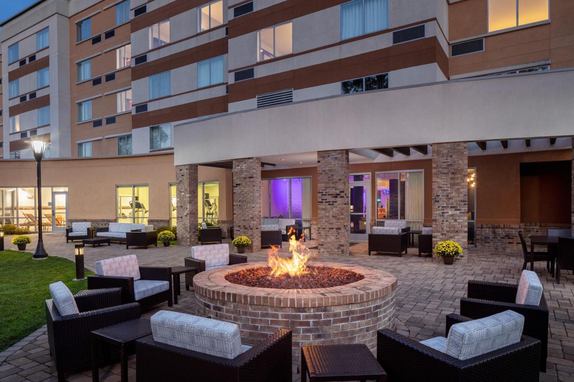 Courtyard By Marriott Charleston Downtown/Civic Center Hotel Luaran gambar