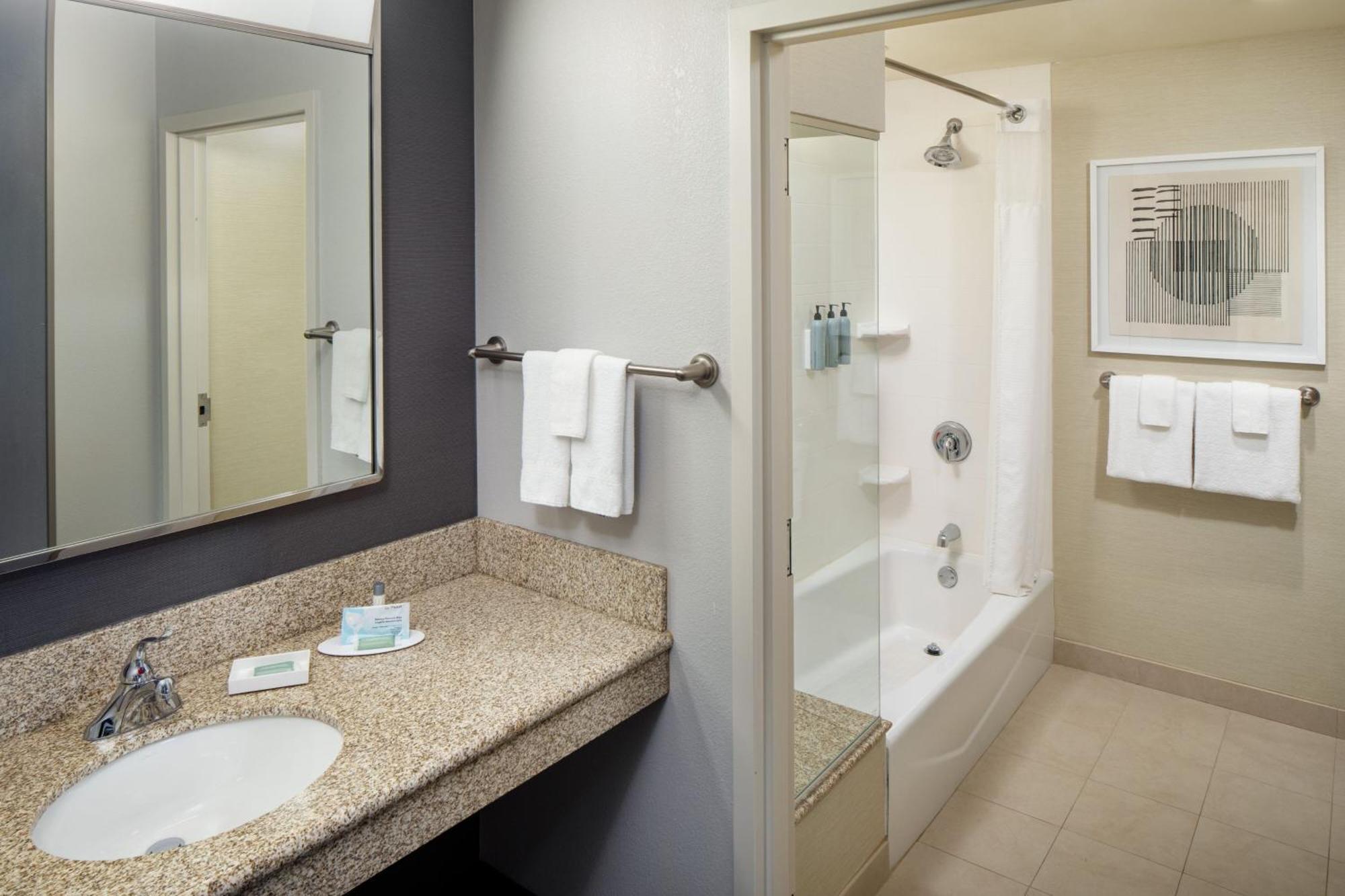 Courtyard By Marriott Charleston Downtown/Civic Center Hotel Luaran gambar
